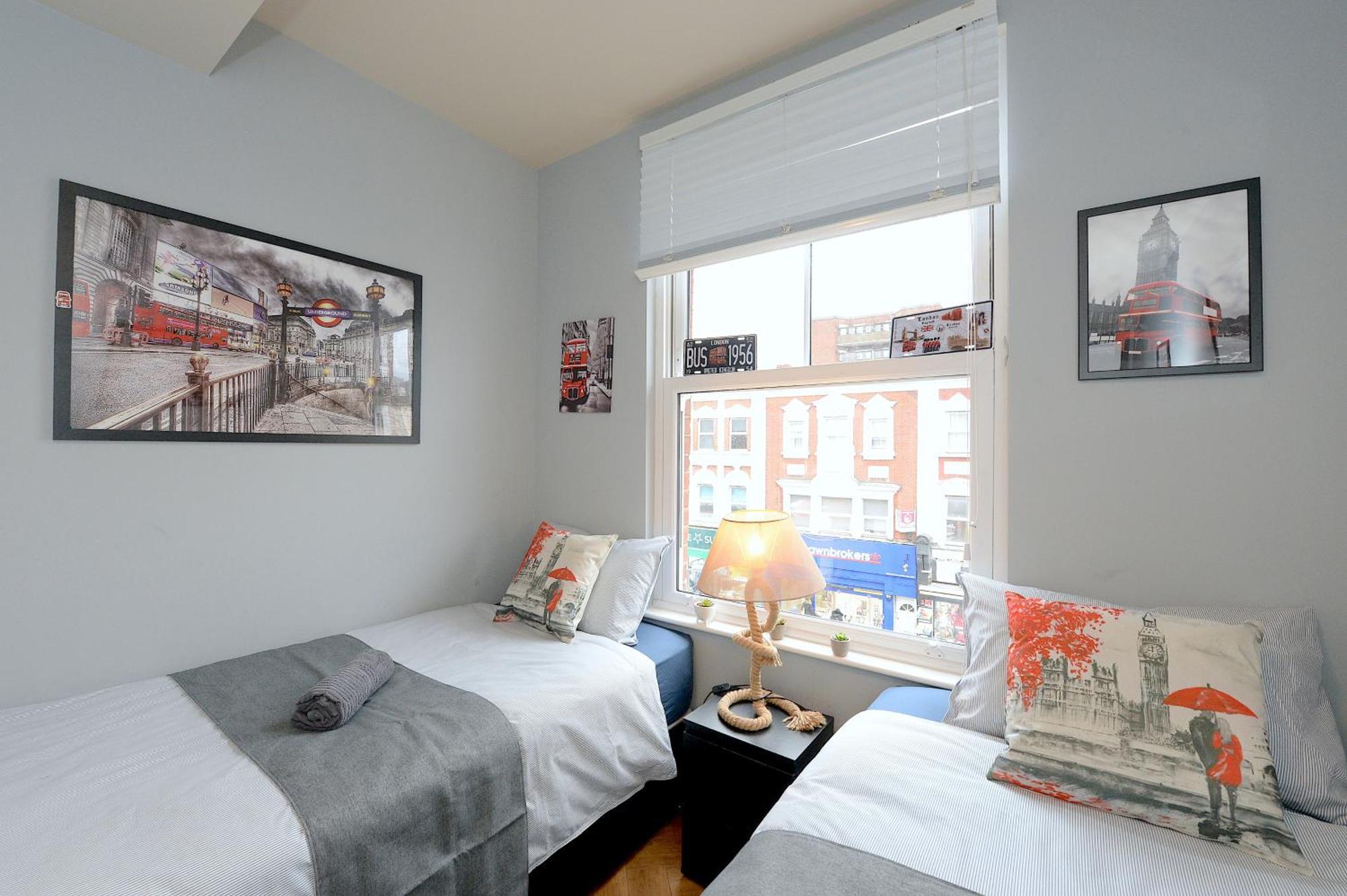 2 Bedroom Flat In Wood Green Piccadilly Line London Ngoại thất bức ảnh