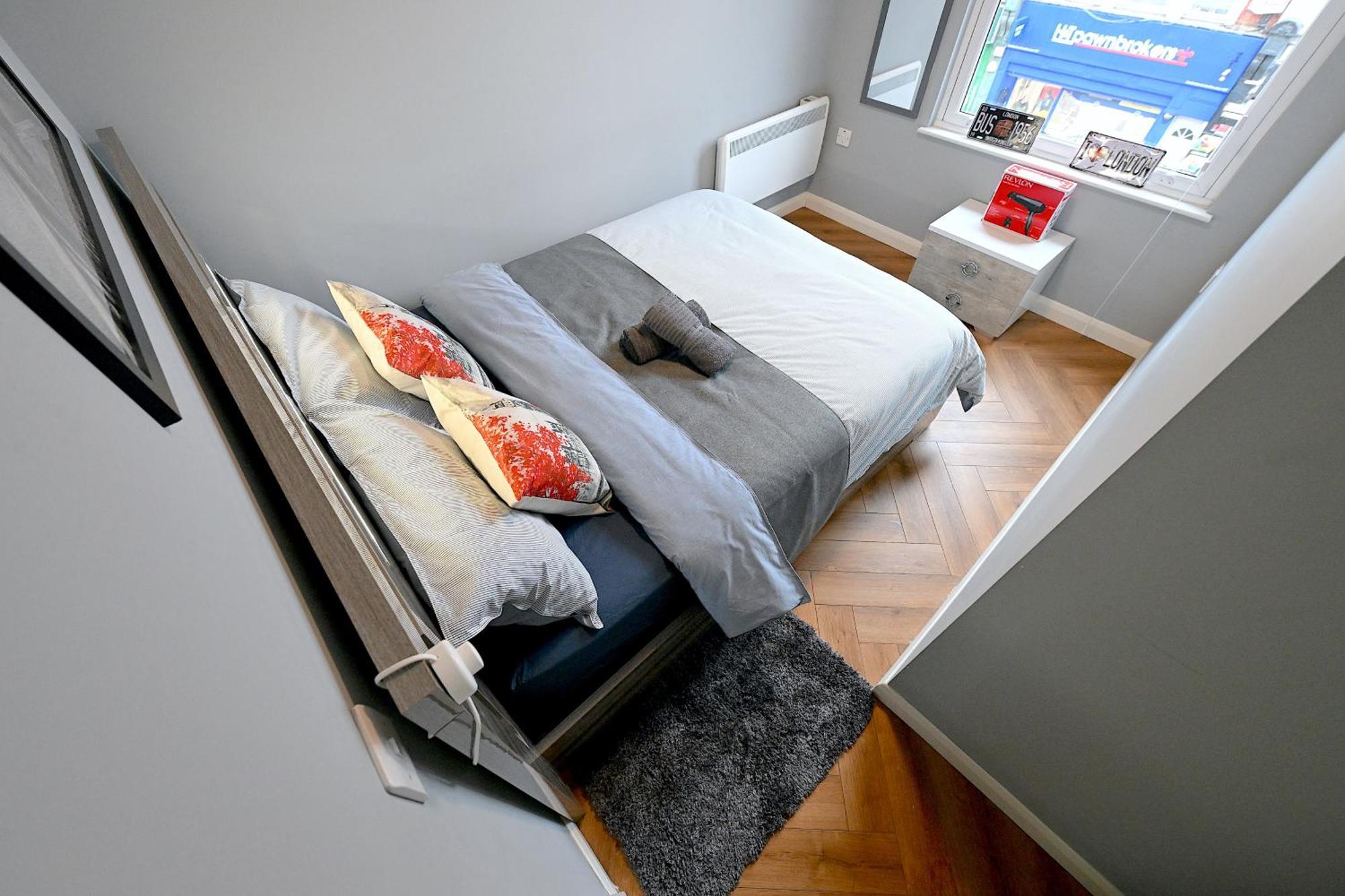 2 Bedroom Flat In Wood Green Piccadilly Line London Ngoại thất bức ảnh