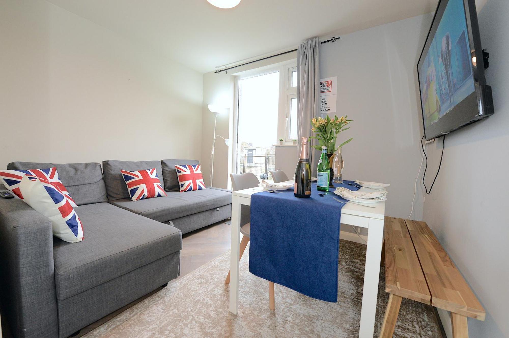 2 Bedroom Flat In Wood Green Piccadilly Line London Ngoại thất bức ảnh