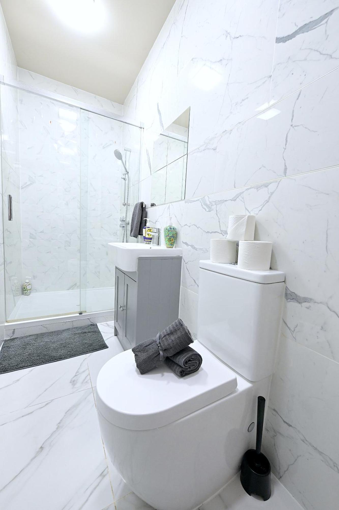 2 Bedroom Flat In Wood Green Piccadilly Line London Ngoại thất bức ảnh