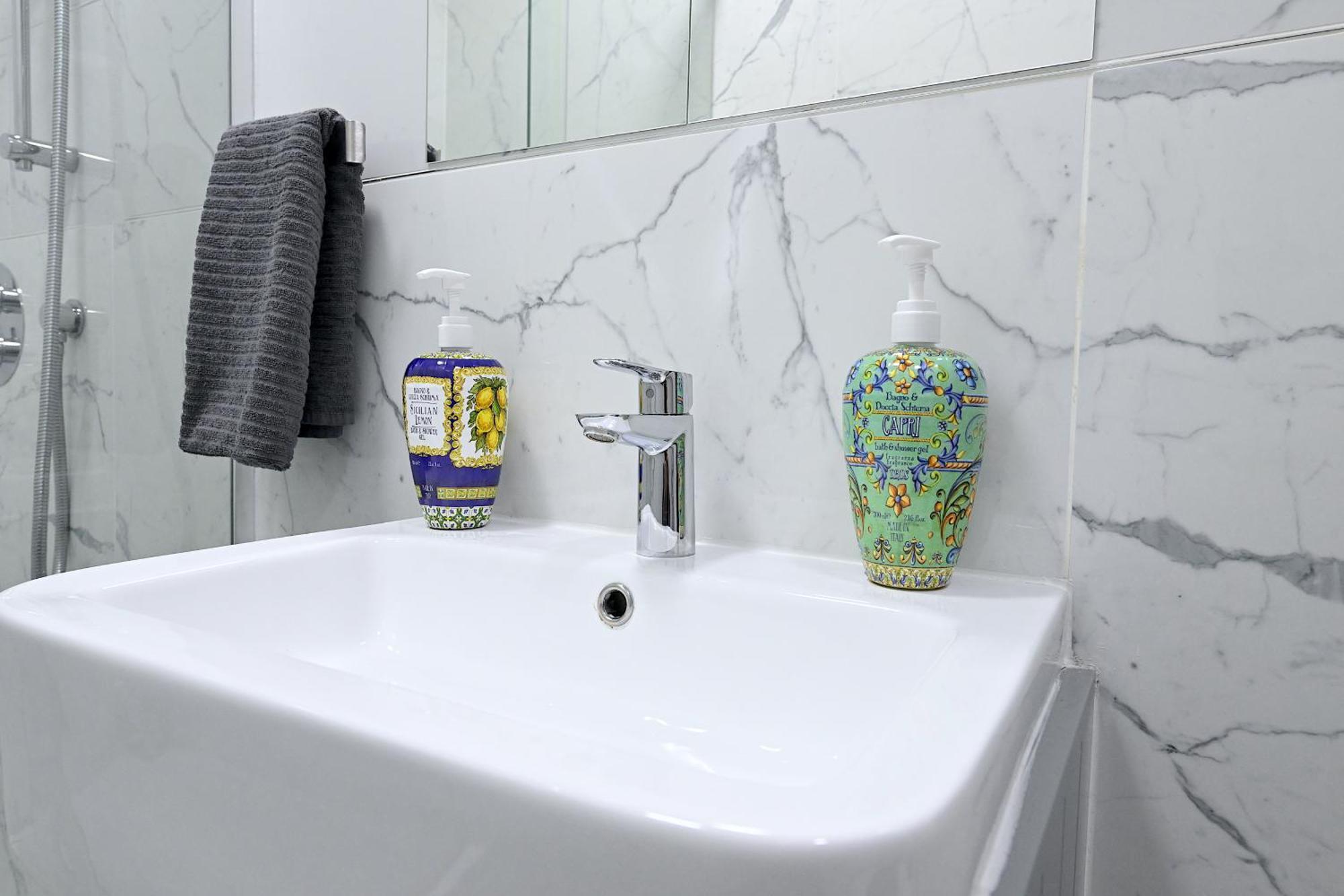 2 Bedroom Flat In Wood Green Piccadilly Line London Ngoại thất bức ảnh