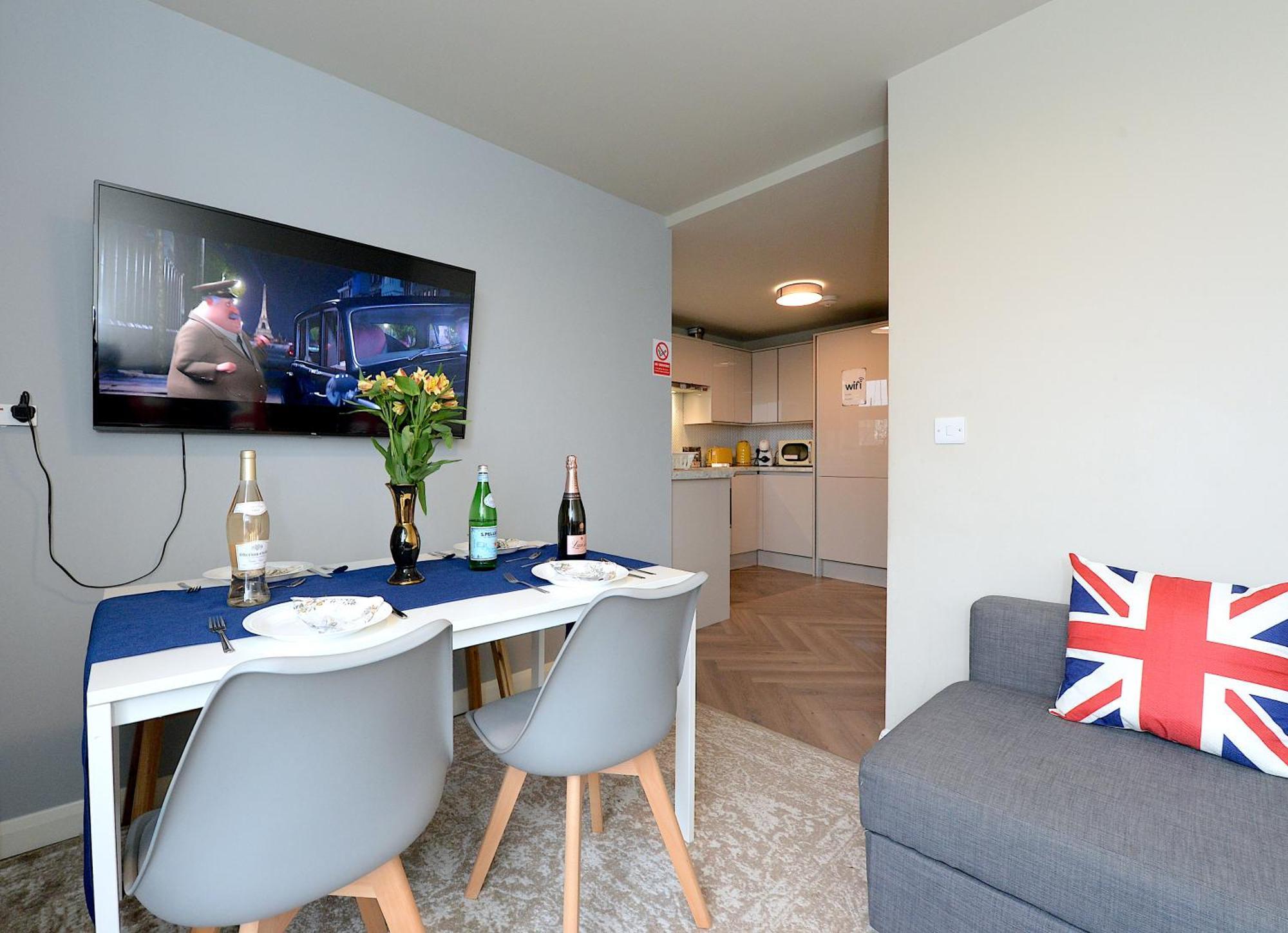 2 Bedroom Flat In Wood Green Piccadilly Line London Ngoại thất bức ảnh